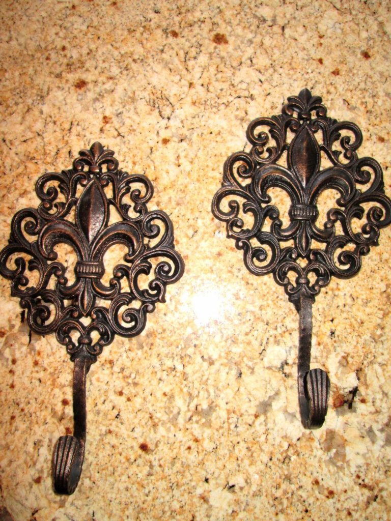 Fleur De Lis Tuscan Style Towel Hook