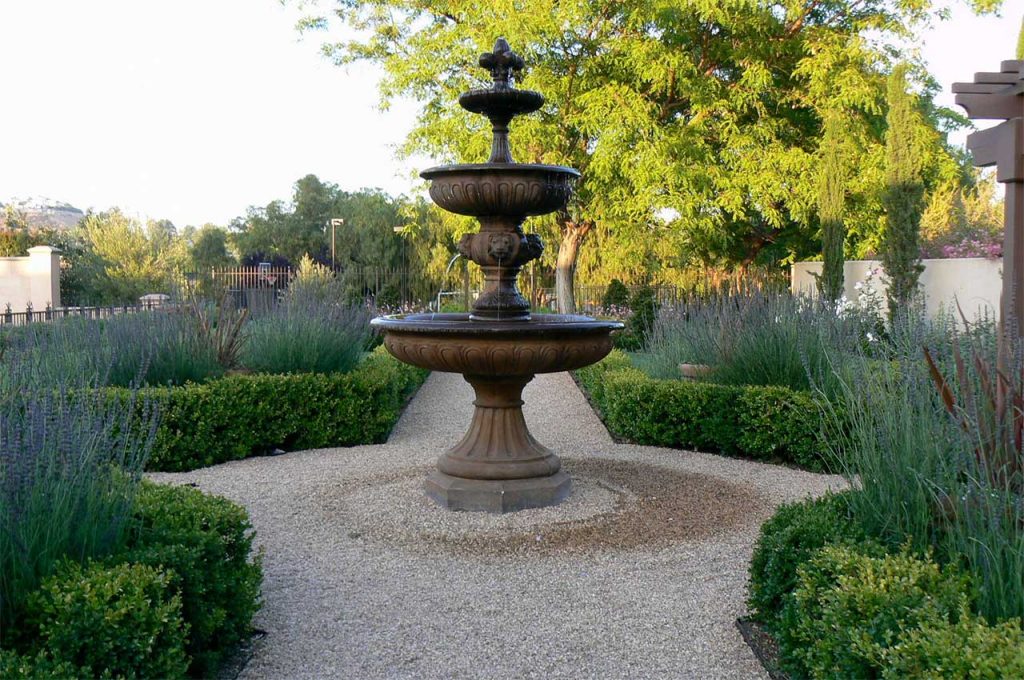 Italian-garden-fountain